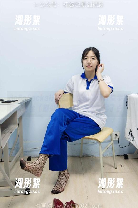 BoBoSocks袜啵啵 - 糯米的网盘徒步旅行：白丝（脚尖加固款）也太有趣了点！