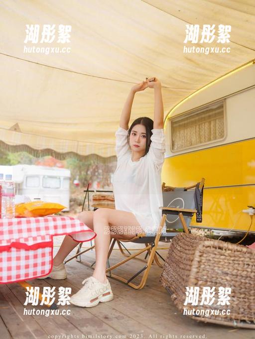 Bomi(普美)的cos图包，每一张都在展示漫画女孩的无所不能的日常！