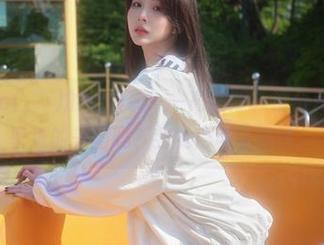Jang Joo(장주)的连体衣——高清版，适合用来当桌面壁纸的美图吗？我觉得可以试试。