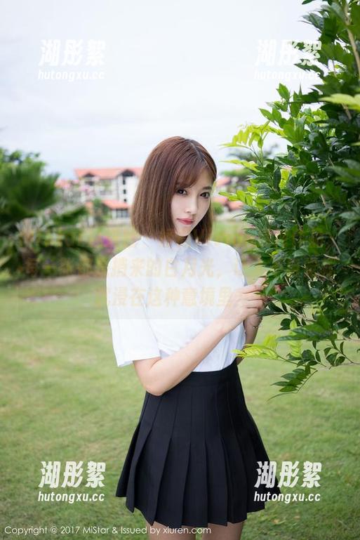MiStar魅妍社 - 妤薇Vivian清纯作品，每一张都是捎来的白月光，让人不自觉就沉浸在这种意境里……