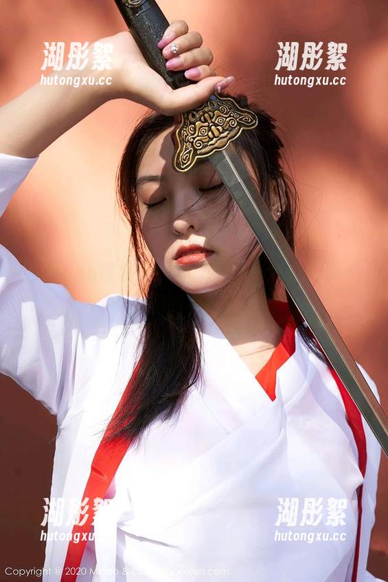 MiiTao蜜桃社-小魔女lily MiiTao蜜桃社 - 小魔女lily私房写真——校园的另一种俏皮