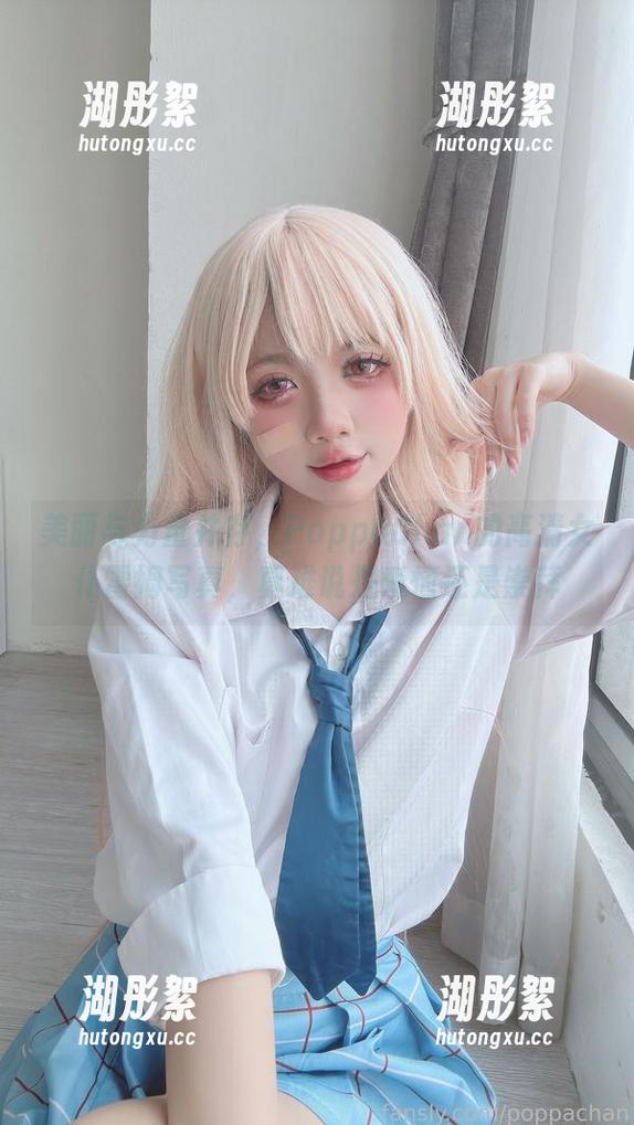 PoppaChan 美丽与力量并存,PoppaChan的高清女仆雷姆写真,真难说是爱情还是崇拜
