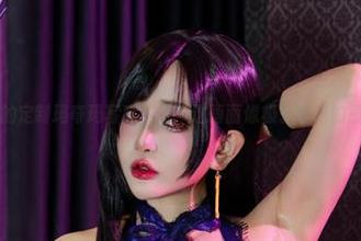 Tiny Asa的定制玛奇玛写真，啊，这画面像极了我吃的最后一块蛋糕