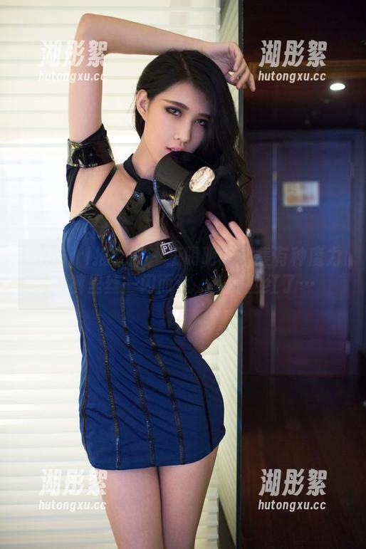 TuiGirl推女郎 - 王明明的图集有种魔力，裤里丝一闪而过，我的脸红了…