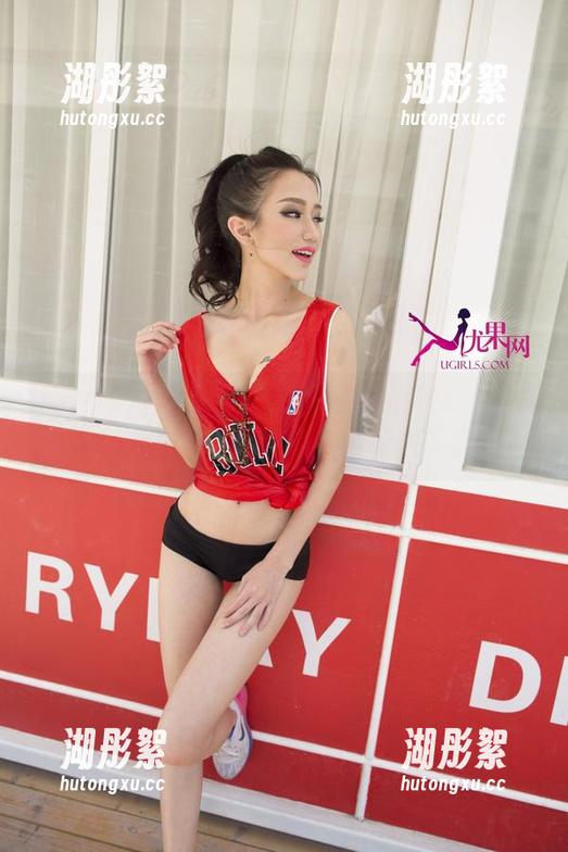 UGirls尤果网 - 高清画面中的修女：黛蓓琪又在挑逗我们的想象，资源太丰富啦！
