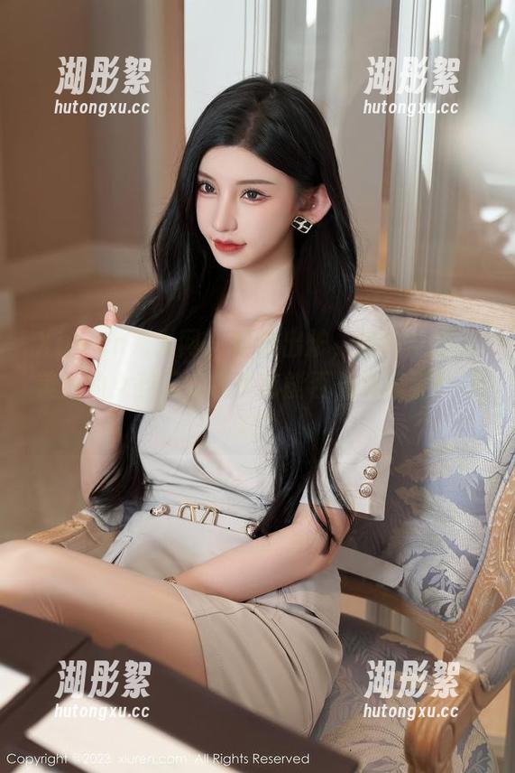 Xiuren秀人网 - 精选出炉，吃白菜的vi菜菜的女孩们在镜头前能否战胜蔬菜的魔力？