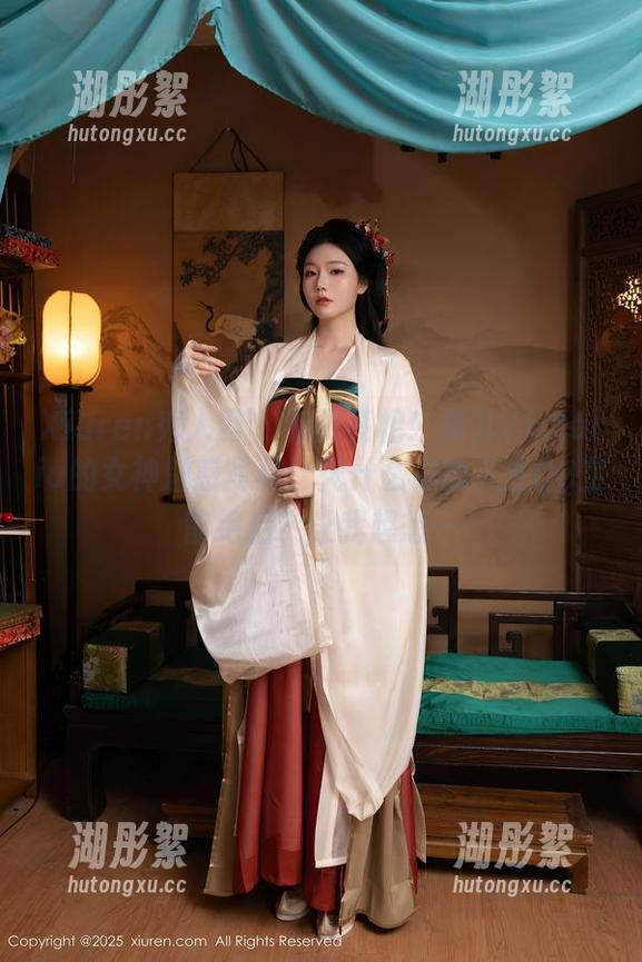Xiuren秀人网 - 免费亮相！果儿Victoria的女神魅惑写真，凭什么你的人生QQ空前绝后？让我想想…