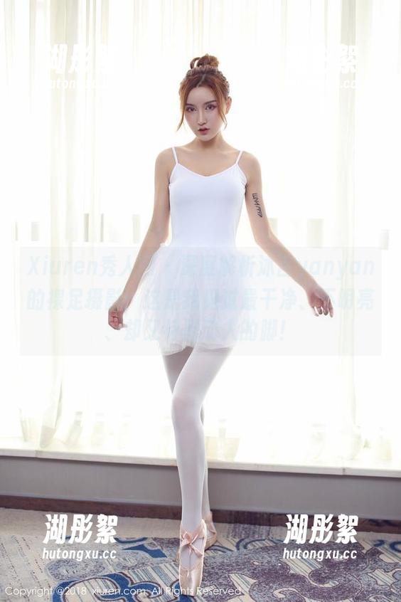Xiuren秀人网 - 深度解析沐言yanyan的裸足摄影：这是我见过最干净、不明亮、却又特别动人的脚！