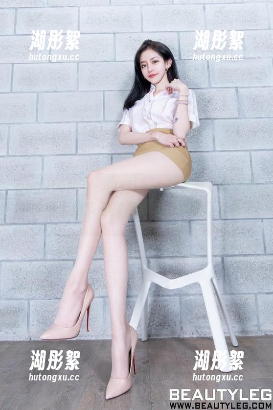 beautyleg-Lena beautyleg - 说到Lena的套装,这美图中的每个细节都在存在感上“叮叮当当”。