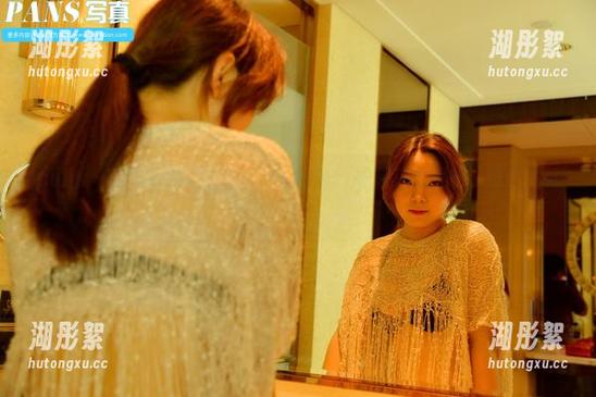 pans - 写真来袭，小颖的瑜伽动作：看起来真轻松，可你试试！