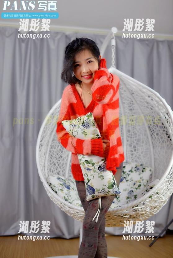 pans-梦梦 pans - 梦梦的网盘写真,剧情显得有点露水,但没关系