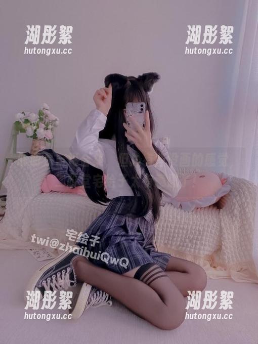 明明是自摄合集，但总有些没画的感觉，二阶堂宅绘子太有意思了！