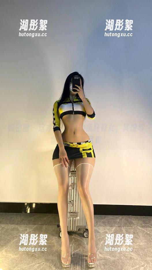 俏妞t 微密圈 - 这才是俏妞t的疯狂修女,冥想与幽默齐飞的写真