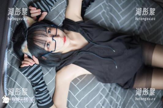 兔玩映画 最新写真:兔玩映画的婚纱,初音也是懵懂少女呗。