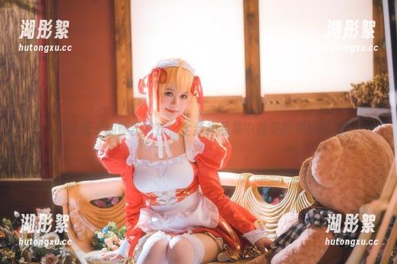 千反田鹿子的腿部神技，全新作品集中最美的美脚证据！