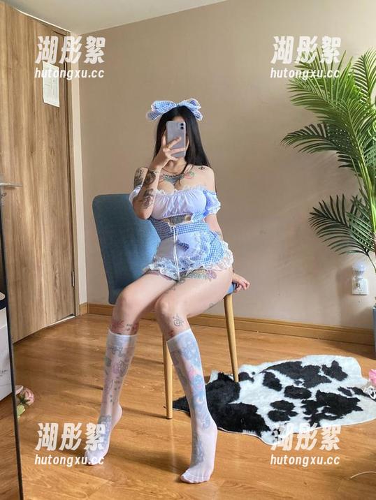 卡通百科老王 微密圈 - 卡通百科老王的精选写真集:棉袜与别的审美无关