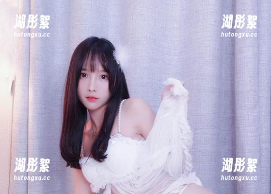 乳脂浓郁的气息：小小奶瓶儿奶牛精选套图，欣赏无止境
