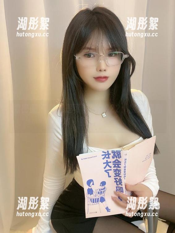 微密圈 - 精选是可馨耶2022：随意翻翻这本“时光杂志”