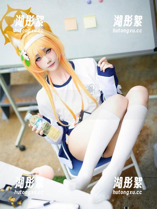 晓美妈的白玫瑰照片，这色调我喜欢，太梦幻了吧！