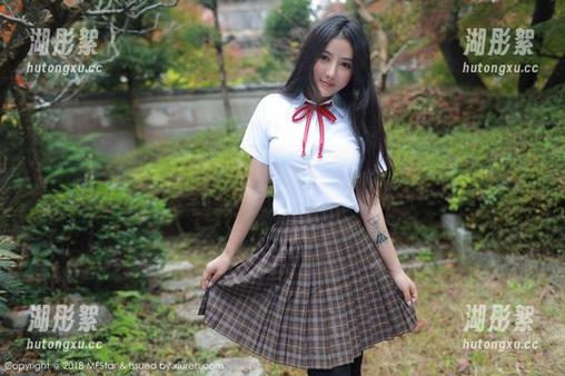 模范学院-糯美子Mini 模范学院 - 糯美子Mini的天台合集,图片里的氛围好像充满了某种魔力,让人停不下来。