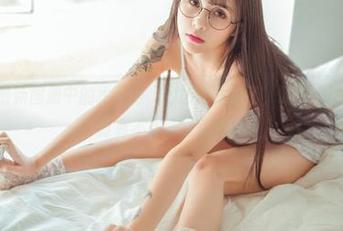 波萝社 - 最新图册中的水手服,他也许太会了,晓茜sunny你这是打算不走寻常路吗?
