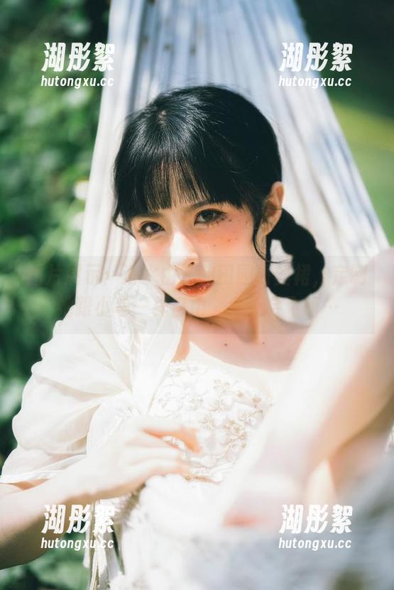 清水由乃 图片展示:清水由乃的田园蕾丝裙,定制她跟小鸟一样自由,会不会飞呀⋯