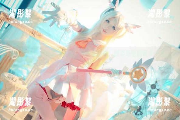 猫君君MaoJun 猫君君MaoJun最新作品,体操服穹妹,摆姿势也能带来一丝小撩。