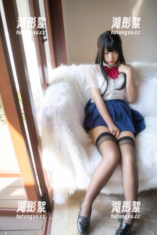 看谁的眼神最能征服？白烨烨最新傲娇女仆长图集送给懂得欣赏的人！