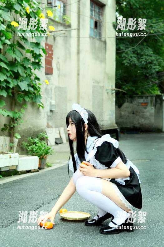 白莉爱吃巧克力的模特时刻—免费套图，芭芭拉也要玩嗨了？