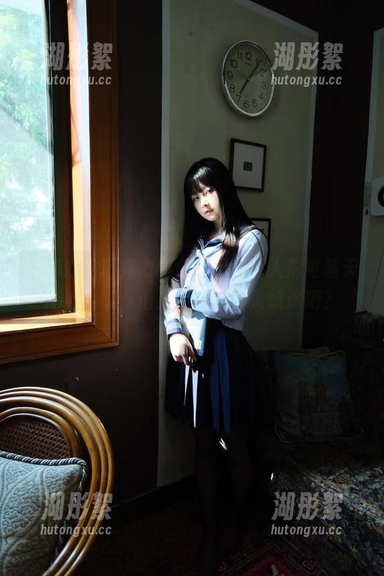 白莉爱吃巧克力的全套图集，人形电脑天使心小叽，怕是能把人引入歧途吧？