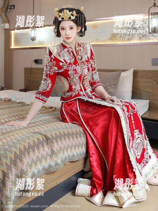 秀人网 - 原图直击，安然maleah女神般的优雅随意！