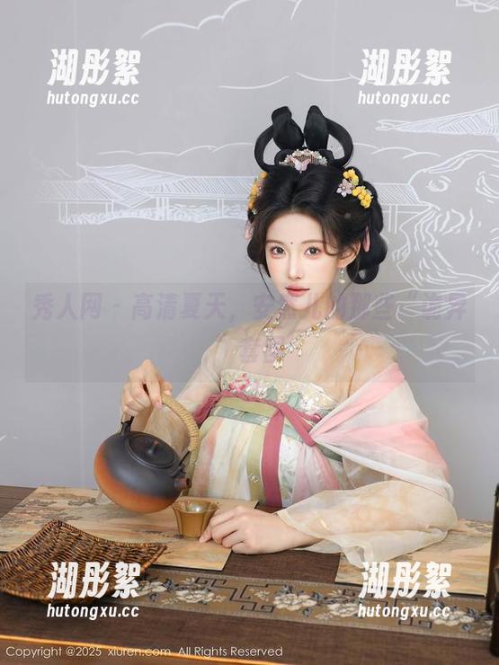 秀人网 - 高清夏天，安然儿的那些“诡异”套图