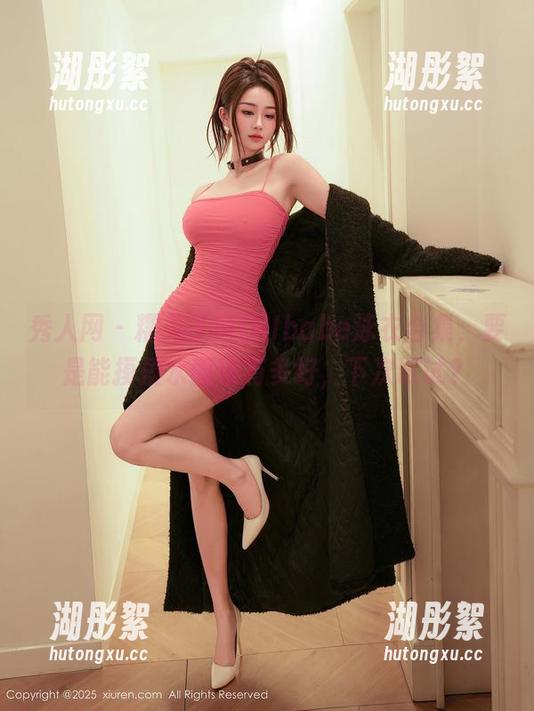 秀人网-糯美子MINIbabe 秀人网 - 糯美子MINIbabe泳衣合集,要是能摸摸水面该有多好,下次试试?