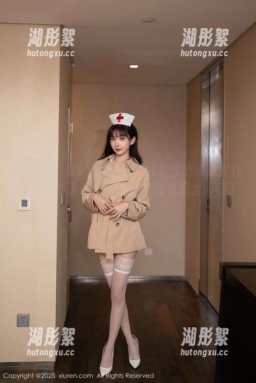 秀人网-糯美子mini 秀人网 - 看!糯美子mini怎么把家政女仆制服穿出了私拍新高度,那资源太闪耀了!