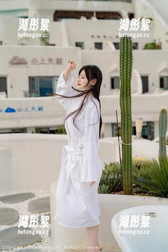 秀人网 - 大破次元壁！萌白酱妹妹的写真图集，欢乐不能停！