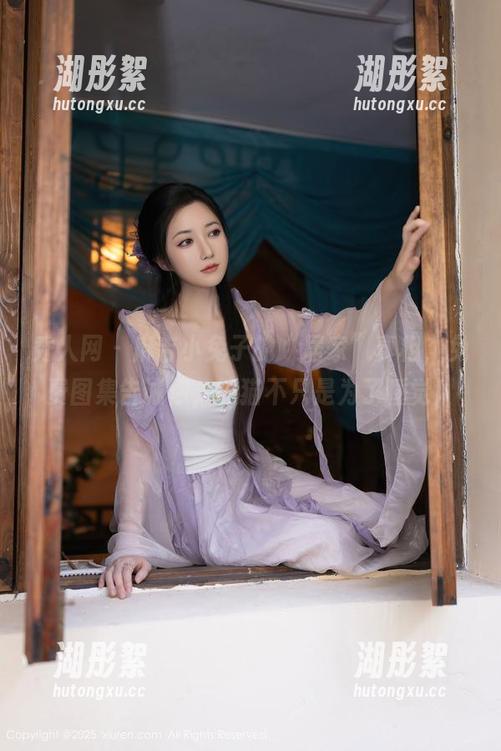 秀人网 - 麻吉小兔子的“居家”真相，免费图集告诫你，熊猫不只是为了睡觉！