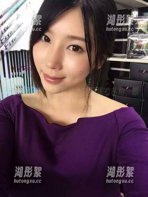 紫色哒豚豚 微密圈 - 谁能想到紫色哒豚豚的私拍,原图里的长腿如此夺目呢?