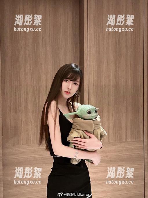 网盘冲鸭！腐团儿Ikaros九尾狐阿狸的美照，下载后让你心里狐疑！