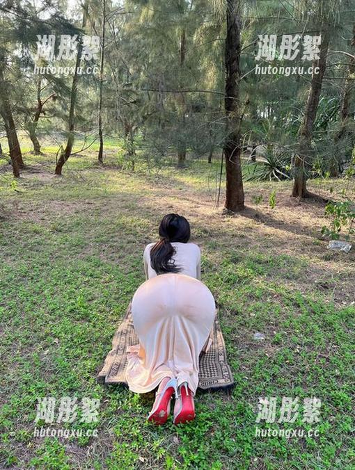 微密圈 - 万圣节不只是糖果和南瓜，迷人的五姨太的网盘透过屏幕等你下载！