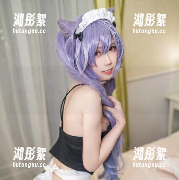 里见年一 里见年一的礼服,原图闪亮登场!图包里的造型就像过年时的红包,喜庆又让人好奇!