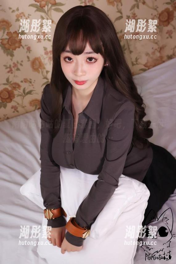 陌陌咕咕咕的夏日套图，好吧，下载一份挺有理由的…