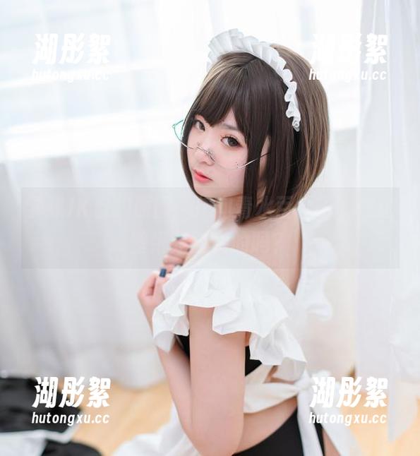 学妹JK自拍原图：想问青水百合子，你这壁纸是真实的吗？