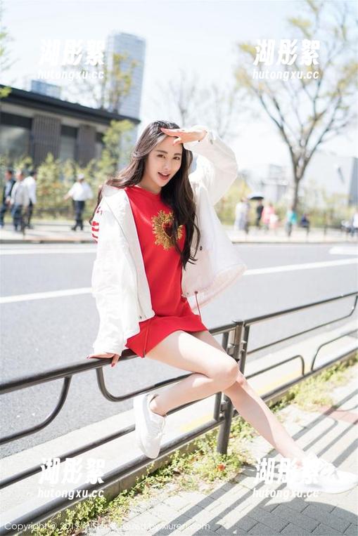 魅妍社-美昕Yumi 魅妍社 - 美昕Yumi的家居全套旅拍,图片里面的我,跟假人似的…。